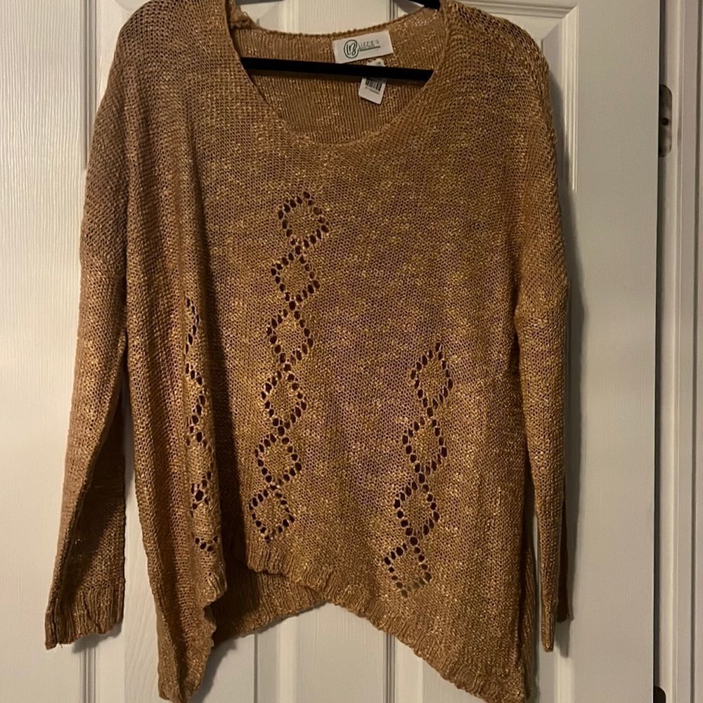 Size s/m lightweight sweater